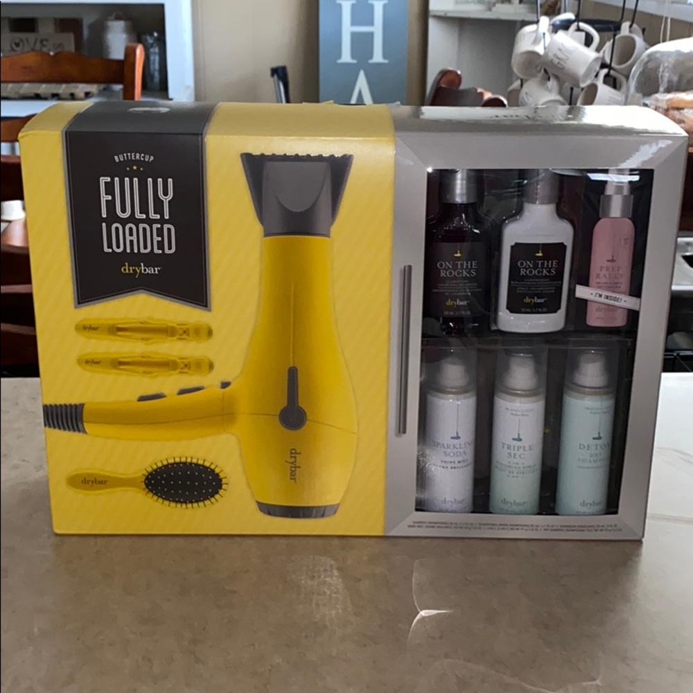 Drybar Buttercup fully loaded hair dryer set.